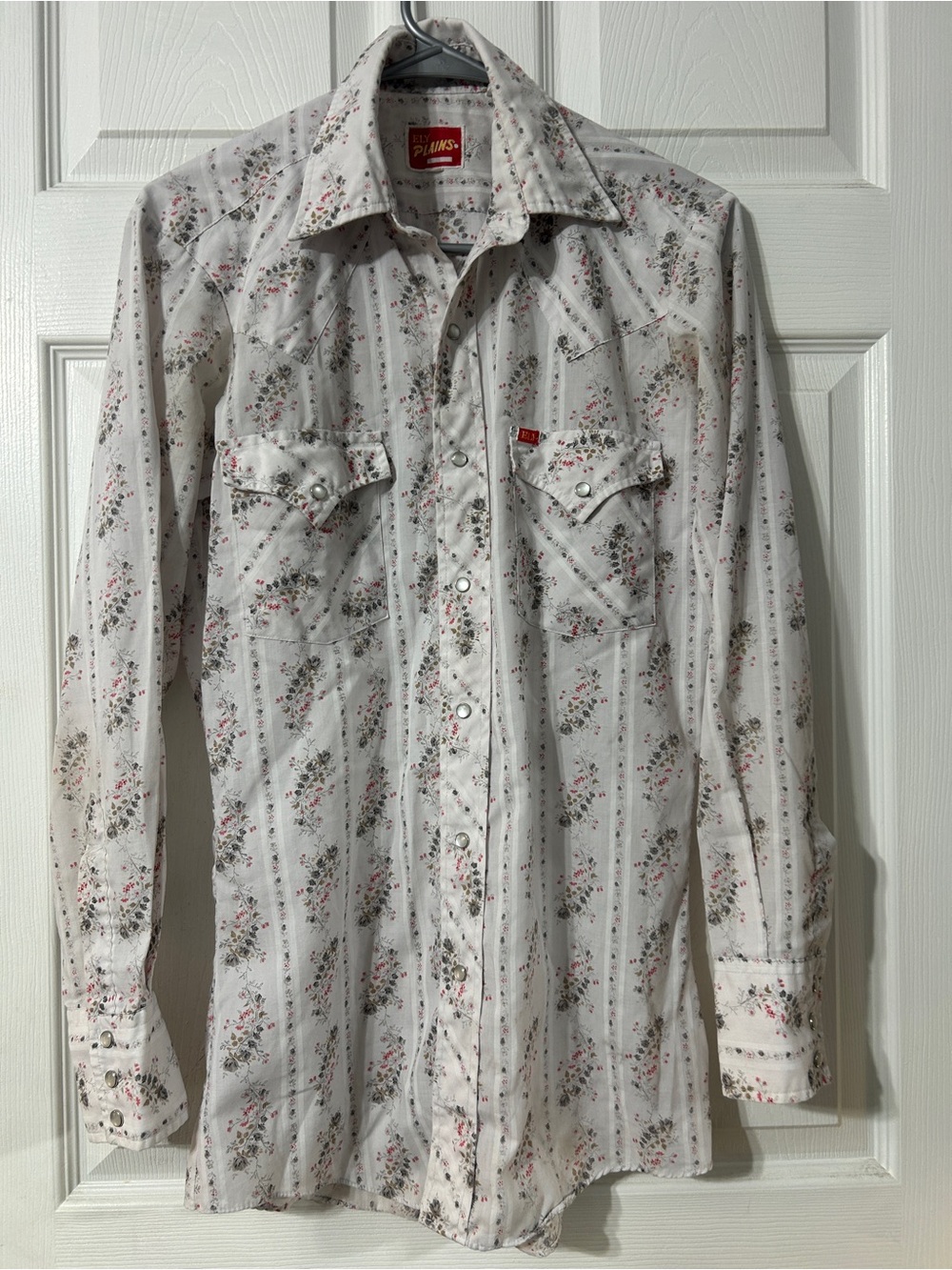 Ely Cattleman White Floral Western Shirt Snap Front